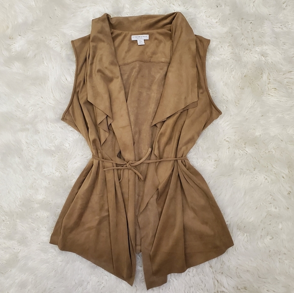 Katherine Barclay Jackets & Blazers - Katherine Barclay Open Layered Faux Suede Vest